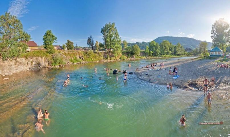 Старе Подвір'я Верховина Экстерьер фото